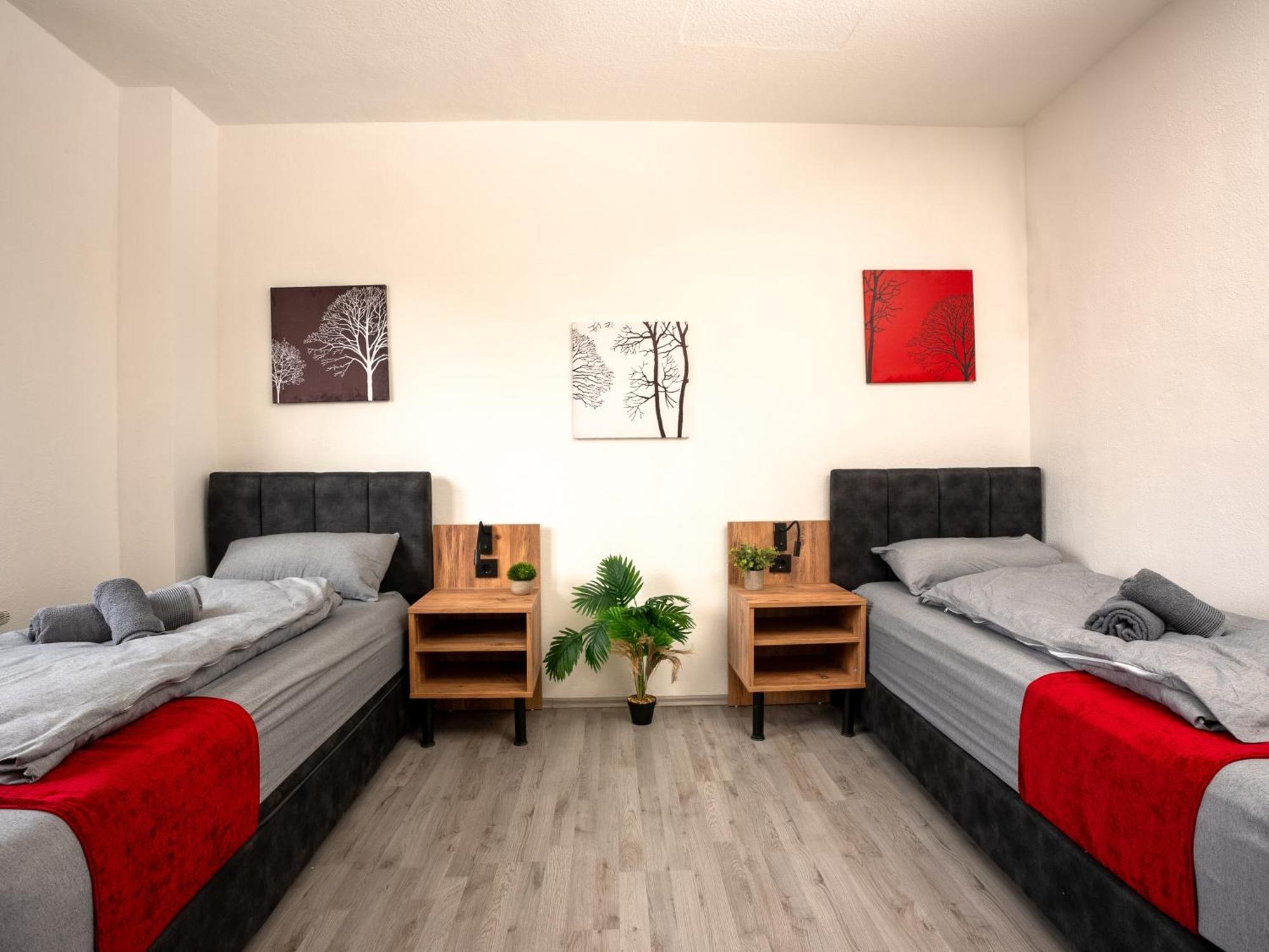 Serviceroom24 - Apartment 4 In Herten Wlan - Smart-Tv - 24-7 Check-In Und Kueche Exterior photo